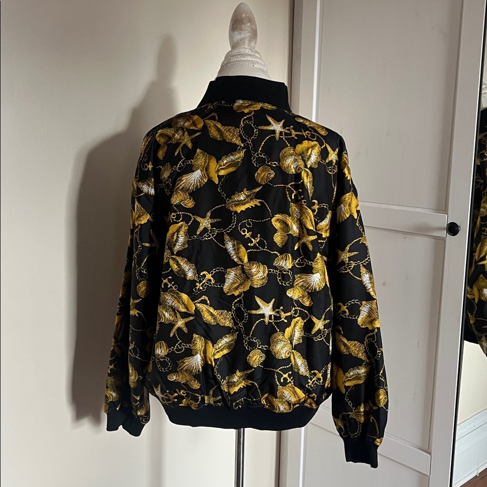 Vintage Lauren Brooke 100% Silk Bomber Jacket - Gold Shell & Chain Print - Large - Picture 9 of 9